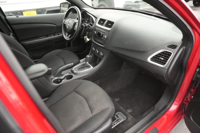 2013 Dodge Avenger SE