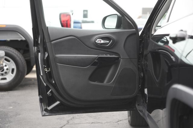 2021 Jeep Cherokee Altitude