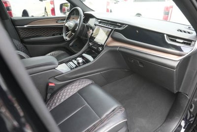 2023 Jeep Grand Cherokee Summit
