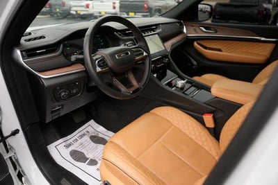 2023 Jeep Grand Cherokee Summit 4xe