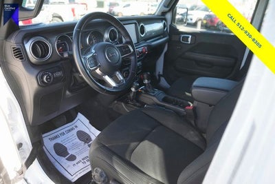 2022 Jeep Gladiator Overland