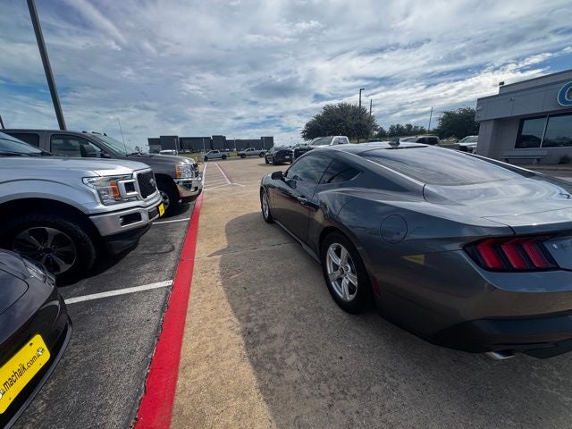 2024 Ford Mustang EcoBoost