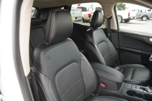 2020 Ford Escape Hybrid Titanium