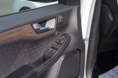 2020 Ford Escape Hybrid Titanium