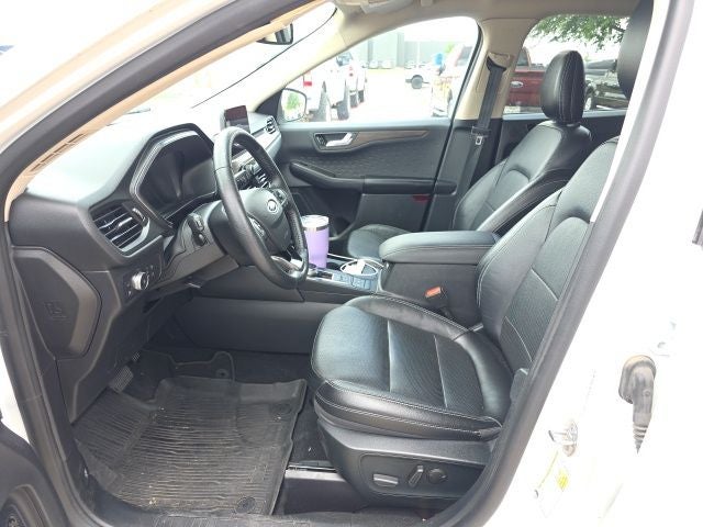 2020 Ford Escape Hybrid Titanium