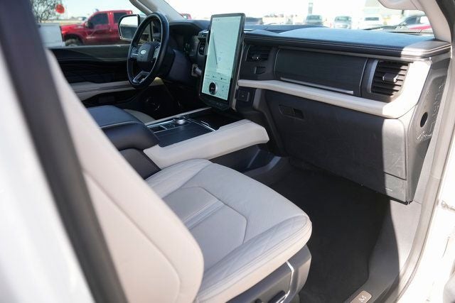 2024 Ford Expedition Max Platinum