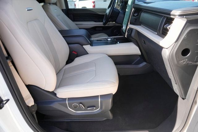 2024 Ford Expedition Max Platinum