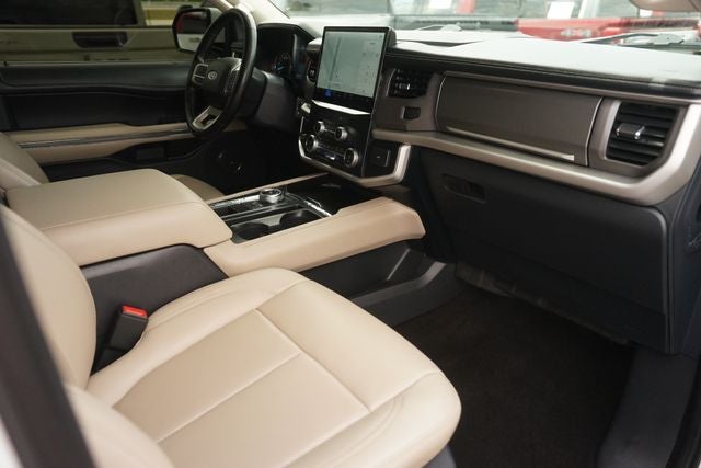 2022 Ford Expedition XLT