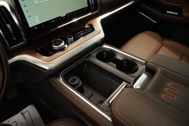 2025 Ford Expedition King Ranch