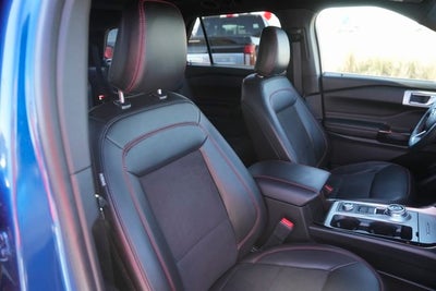 2022 Ford Explorer ST-Line