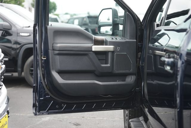 2022 Ford Super Duty F-250 SRW LARIAT