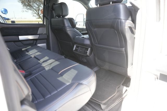 2024 Ford F-350SD Platinum