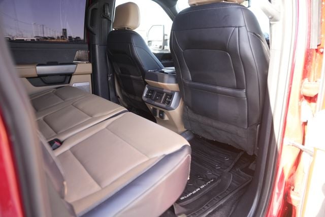 2023 Ford F-350SD Lariat