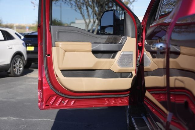 2023 Ford F-350SD Lariat