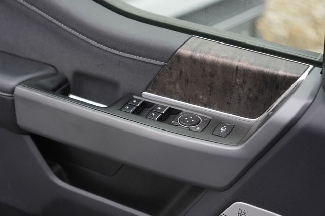 2024 Ford F-350SD Lariat DRW