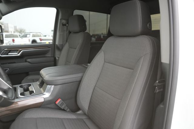 2025 Chevrolet Silverado 3500HD LT