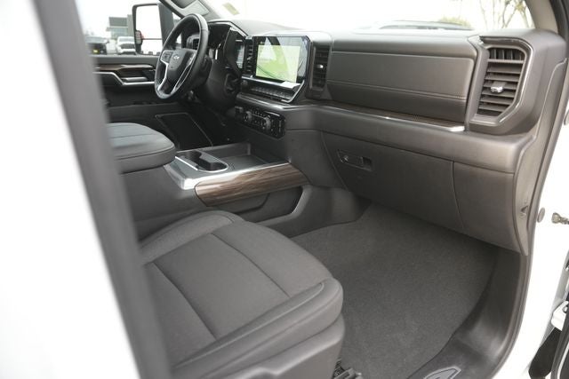 2025 Chevrolet Silverado 3500HD LT