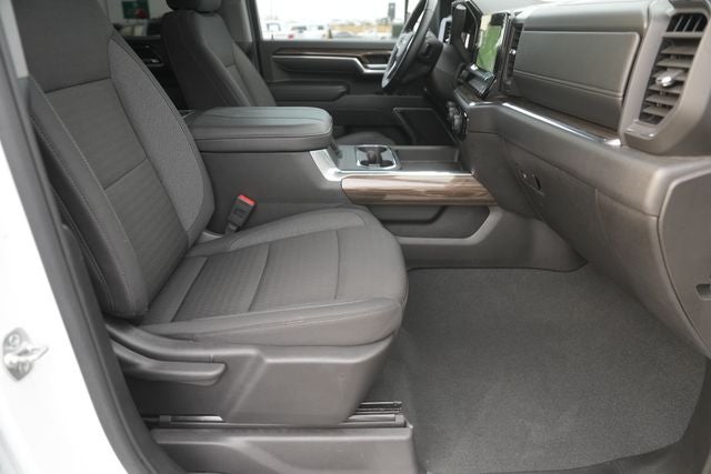 2025 Chevrolet Silverado 3500HD LT