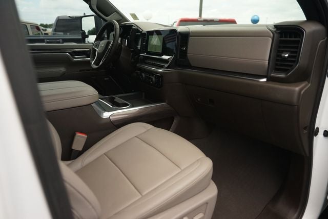 2024 Chevrolet Silverado 3500HD LTZ