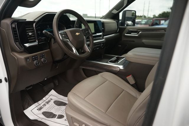2024 Chevrolet Silverado 3500HD LTZ