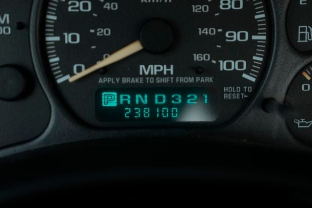 2002 Chevrolet Silverado 1500 Base