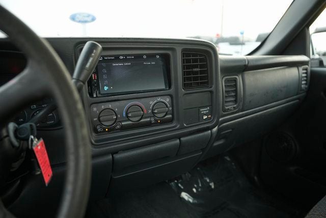2002 Chevrolet Silverado 1500 Base