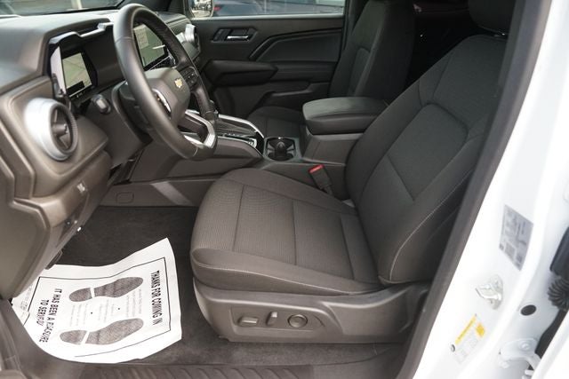 2025 Chevrolet Colorado LT
