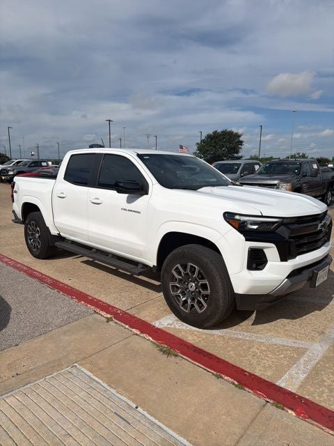 2023 Chevrolet Colorado 4WD Z71 Crew Cab Short Box's photo