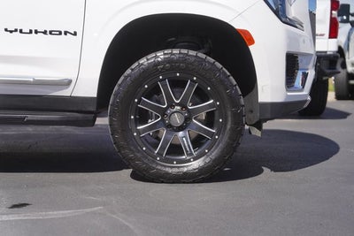 2023 GMC Yukon XL SLT
