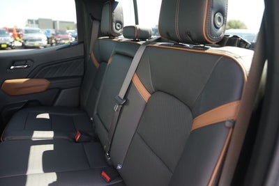 2024 GMC Canyon AT4