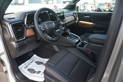 2024 GMC Canyon AT4