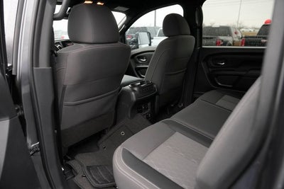 2023 Nissan Titan SV