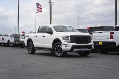 2024 Nissan Titan PRO-4X