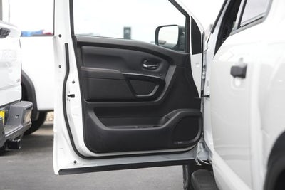 2024 Nissan Titan PRO-4X