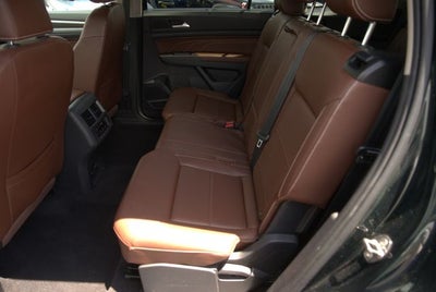 2022 Volkswagen Atlas 3.6L V6 SE w/Technology