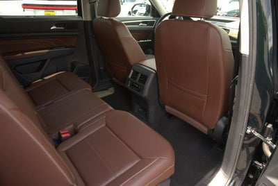 2022 Volkswagen Atlas 3.6L V6 SE w/Technology