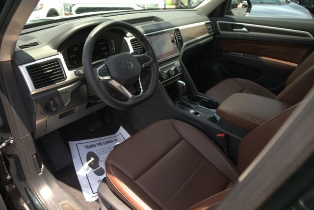 2022 Volkswagen Atlas 3.6L V6 SE w/Technology