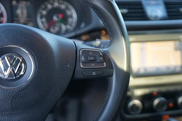 2014 Volkswagen Passat V6 SEL Premium