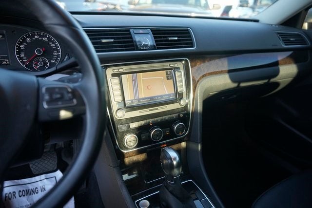 2014 Volkswagen Passat V6 SEL Premium