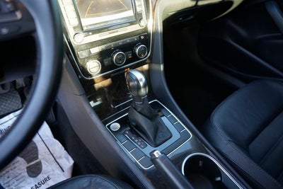 2014 Volkswagen Passat V6 SEL Premium