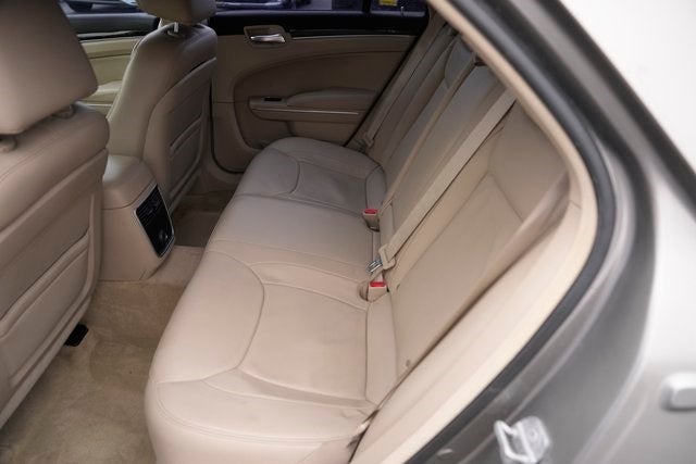 2014 Chrysler 300 Base