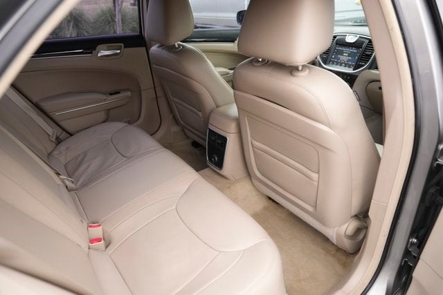 2014 Chrysler 300 Base