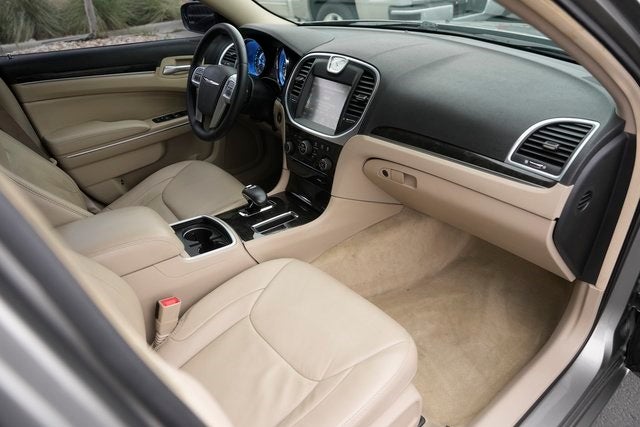 2014 Chrysler 300 Base
