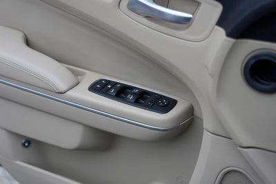 2014 Chrysler 300 Base