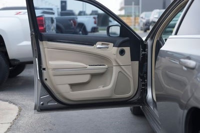 2014 Chrysler 300 Base