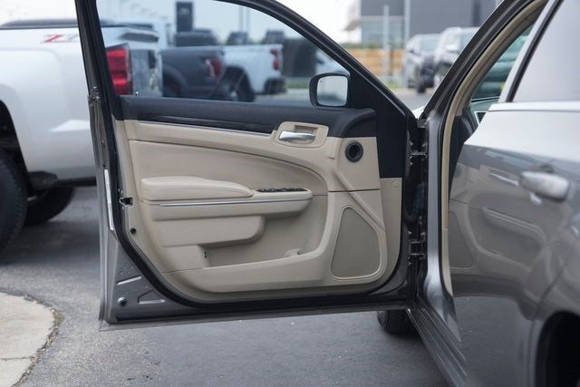 2014 Chrysler 300 Base