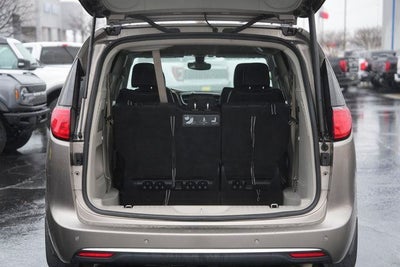 2017 Chrysler Pacifica Touring L