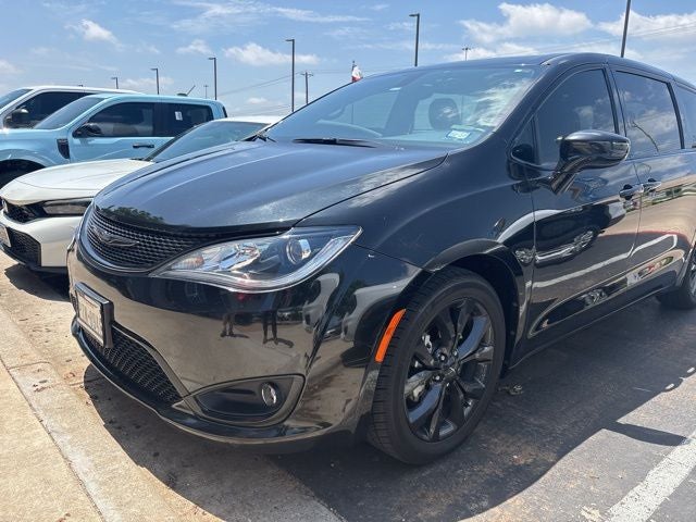 2019 Chrysler Pacifica Touring Plus
