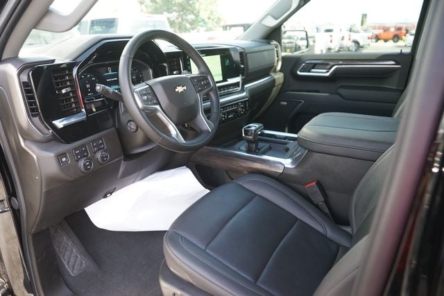 2025 Chevrolet Silverado 1500 LTZ