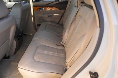 2015 Lincoln MKX Base
